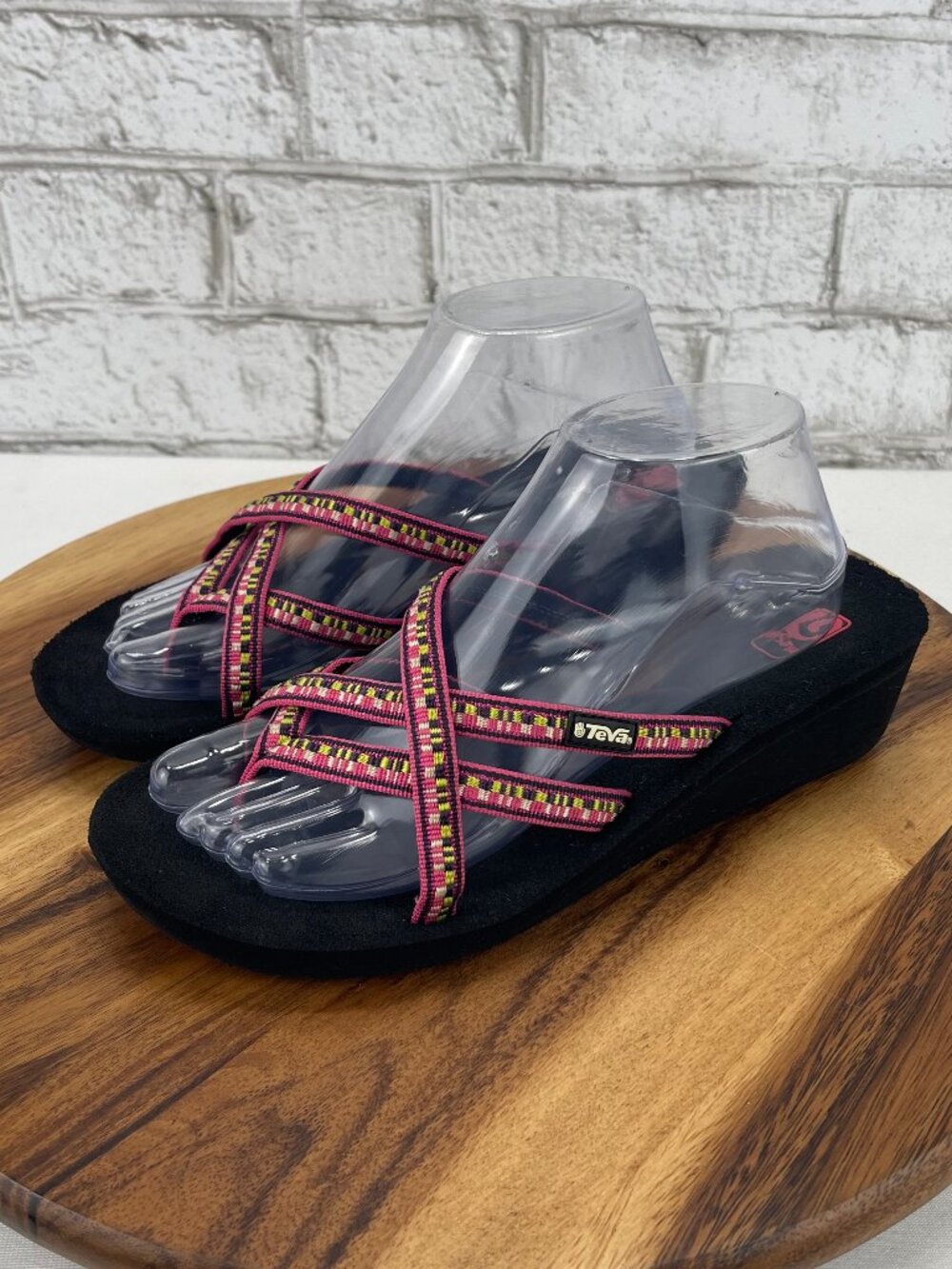Teva Mush Mandalyn Wedge Ola 2 Womens Sz. 9 Pink Black Thong Sandals F230125